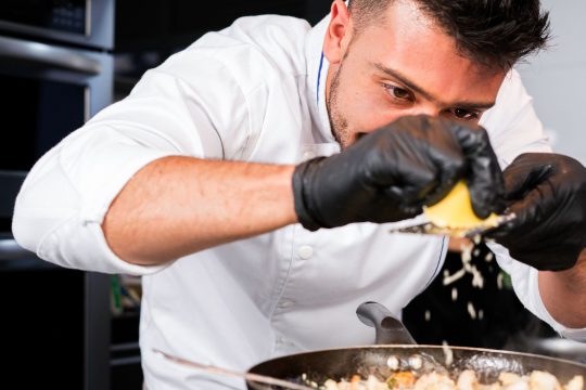 La minute gourmande : gnocchis aux cèpes et crème de parmesan.